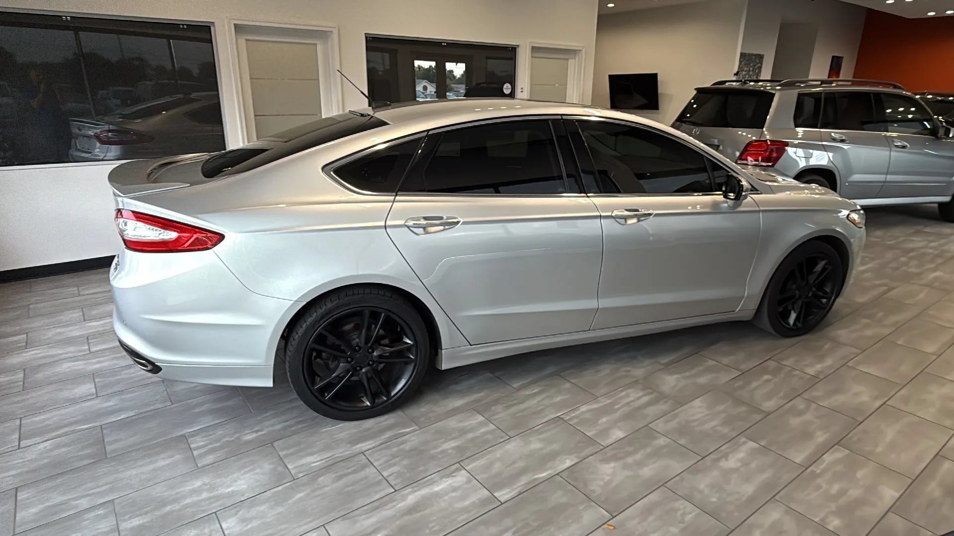 Used 2016 Ford Fusion Titanium AWD/4WD image 7