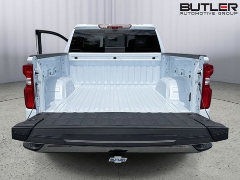 New 2026 Chevrolet Silverado 1500 LTZ w/ LTZ Premium Package AWD/4WD image 34