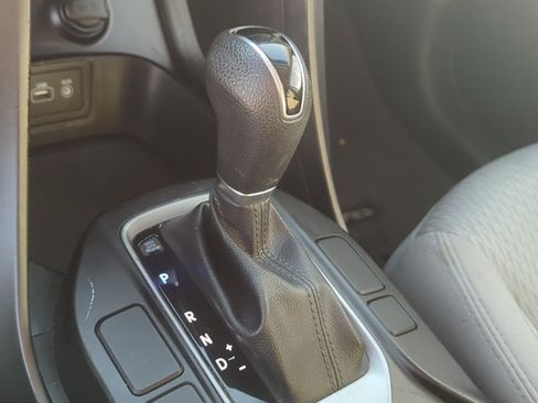 Used 2018 Hyundai Santa Fe Sport FWD image 20