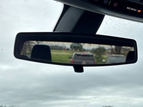 Used 2021 GMC Sierra 1500 Elevation image 25