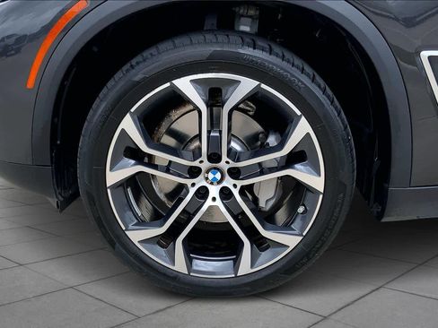 Used 2023 BMW X5 sDrive40i w/ Premium Package image 11