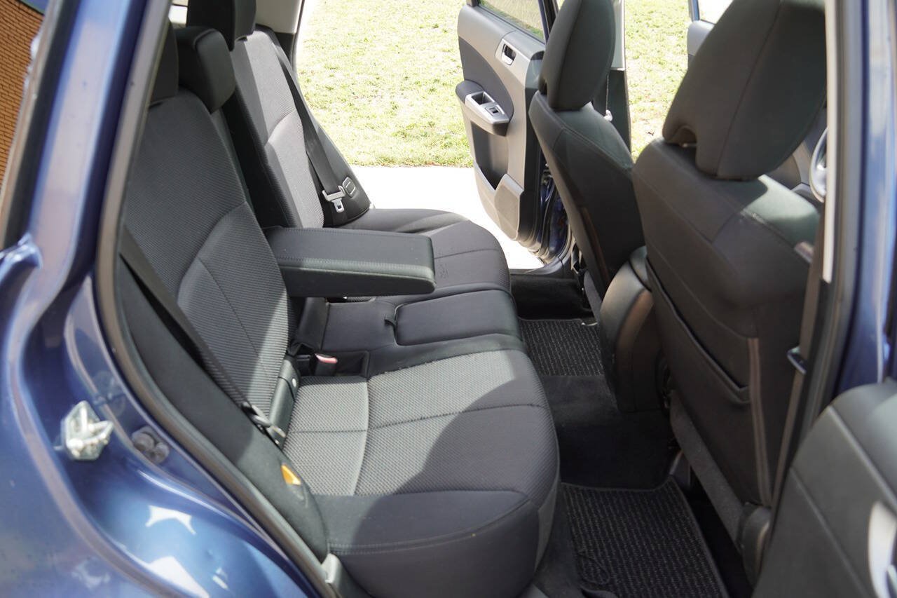 Used 2012 Subaru Forester 2.5X Premium AWD/4WD image 13