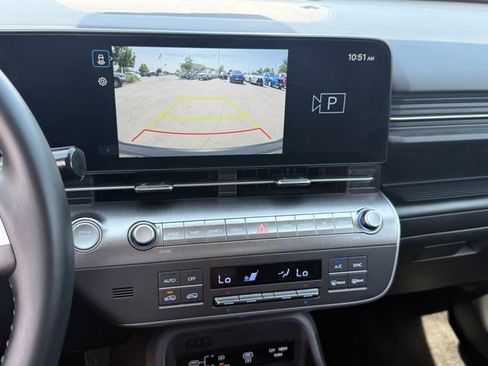 Used 2025 Hyundai Kona SEL FWD image 18