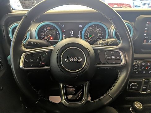 Used 2021 Jeep Wrangler Unlimited Sahara w/ Cold Weather Group image 15