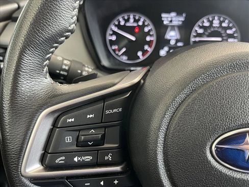 Used 2025 Subaru Outback Premium AWD/4WD image 18