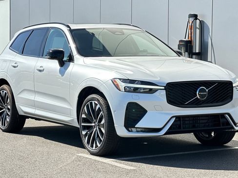 New 2026 Volvo XC60 B5 Ultra w/ Climate Package PRO AWD/4WD image 7