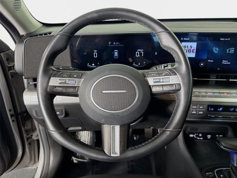 Used 2024 Hyundai Kona SEL FWD image 13