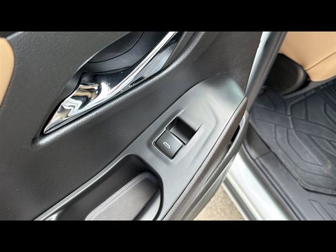 Used 2023 Chevrolet Traverse Premier w/ LPO, Floor Liner Package AWD/4WD image 22