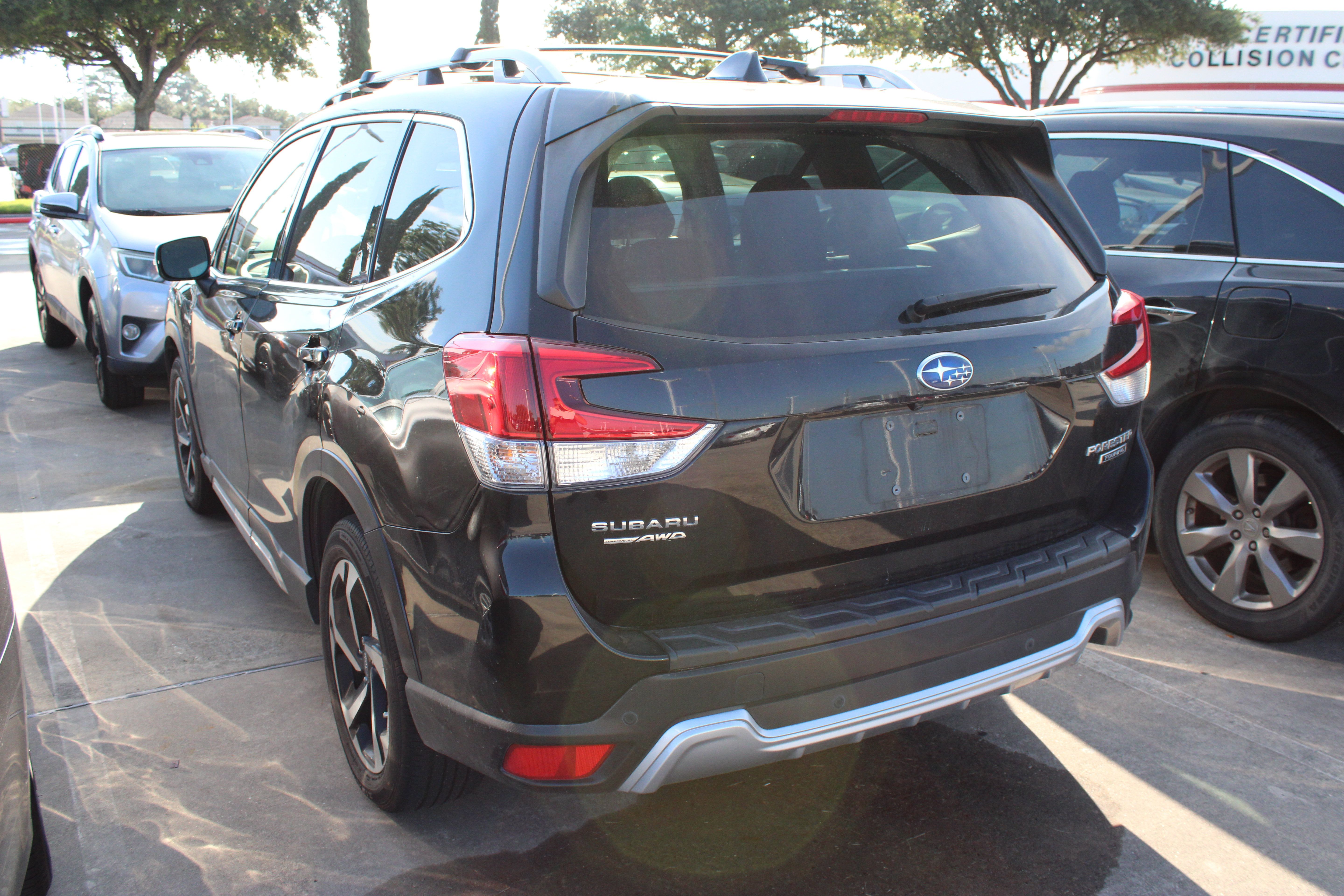 Used 2023 Subaru Forester Touring w/ Popular Package #3 AWD/4WD image 6