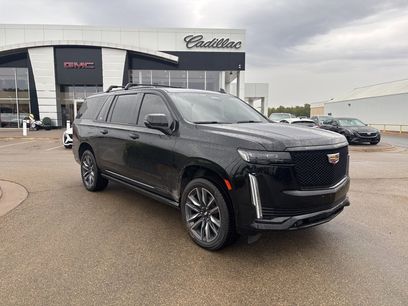 Used 2022 Cadillac Escalade ESV Sport Platinum w/ Heavy-Duty Trailer Package