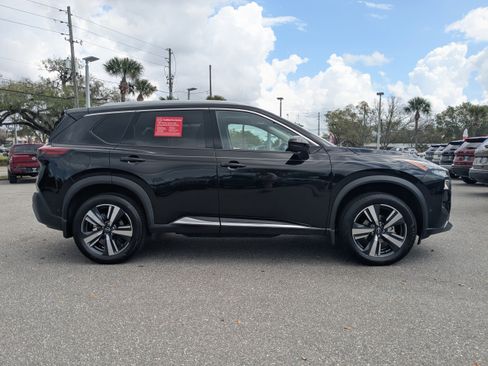 Certified 2023 Nissan Rogue SL w/ SL Premium Package image 3