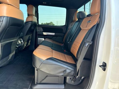 Used 2024 Ford F450 Platinum w/ FX4 Off-Road Package AWD/4WD image 9
