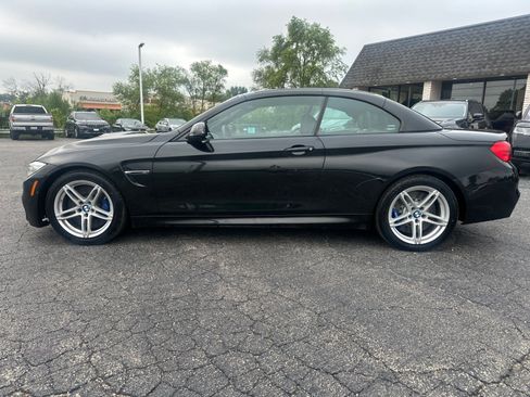 Used 2016 BMW M4 Convertible RWD image 2