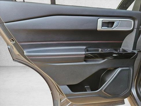 Used 2023 Ford Explorer ST-Line w/ Class IV Trailer Tow Package image 20