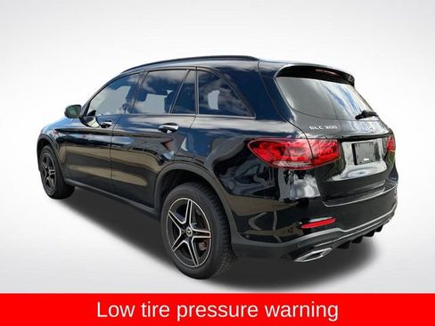 Used 2022 Mercedes-Benz GLC 300 4MATIC image 5