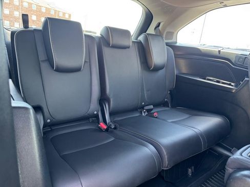 Used 2024 Honda Odyssey Elite image 12