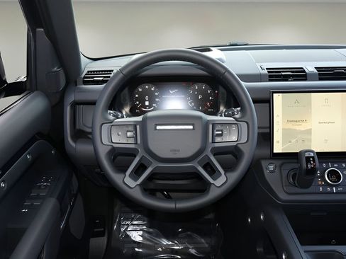New 2026 Land Rover Defender 110 X-Dynamic SE AWD/4WD image 15