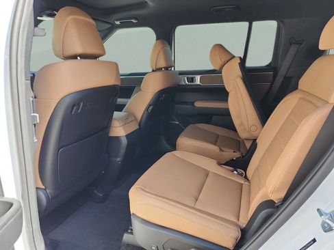New 2026 Hyundai Santa Fe Limited FWD image 16