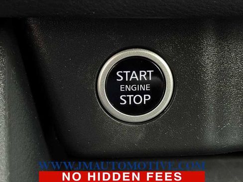 Used 2023 Nissan Rogue S image 38