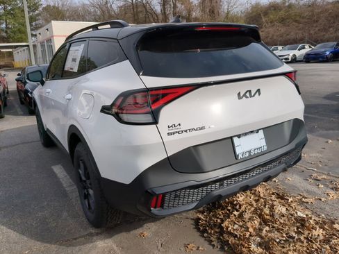 New 2025 Kia Sportage X-Pro Prestige image 4