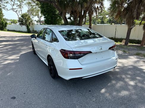 Used 2025 Honda Civic Sport image 43