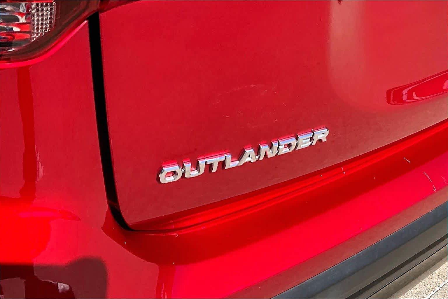 Used 2020 Mitsubishi Outlander LE FWD image 10