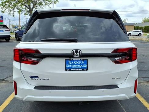 Certified 2026 Honda Odyssey Elite image 10