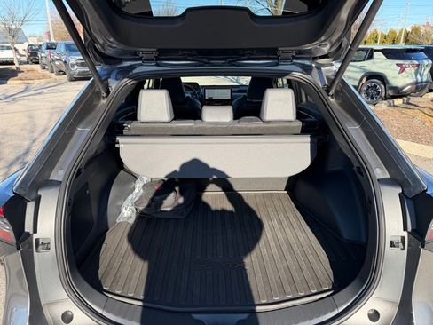 Used 2025 Toyota bZ4X Limited image 19