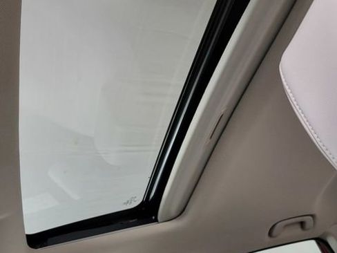 Used 2024 Honda CR-V EX-L image 34