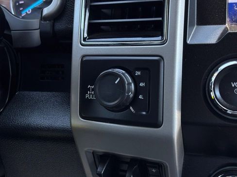 Used 2020 Ford F250 Lariat w/ Lariat Value Package image 51