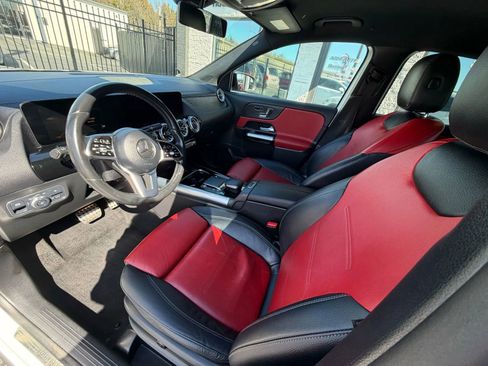 Used 2023 Mercedes-Benz GLA 250 4MATIC image 46