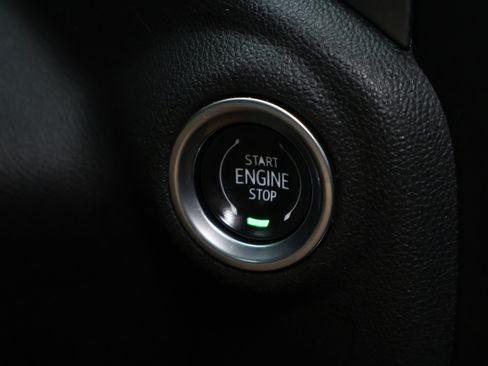 Used 2021 Chevrolet Silverado 1500 LT Trail Boss w/ LPO, Dark Essentials Package AWD/4WD image 18