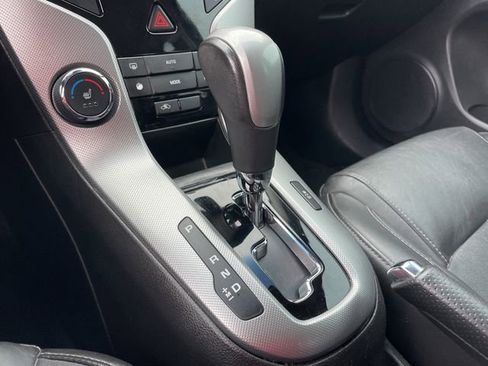 Used 2016 Chevrolet Cruze LTZ image 21