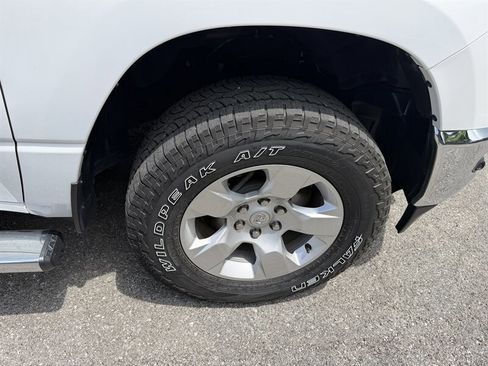 Used 2023 RAM 1500 Big Horn AWD/4WD image 13