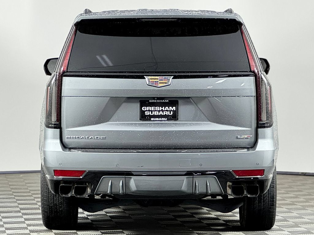 Used 2023 Cadillac Escalade V AWD/4WD image 5