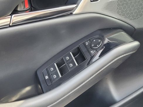 Used 2024 MAZDA MAZDA3 Hatchback w/Premium Plus Pkg image 17