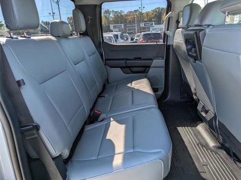 Used 2024 Ford F550 4x4 Crew Cab Super Duty image 13