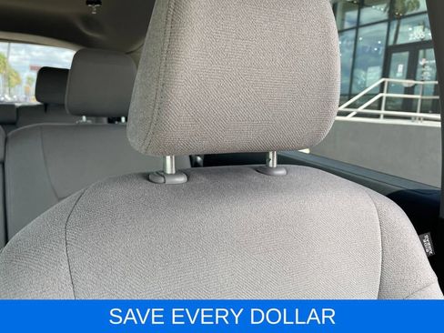 Used 2021 Honda Pilot EX image 12