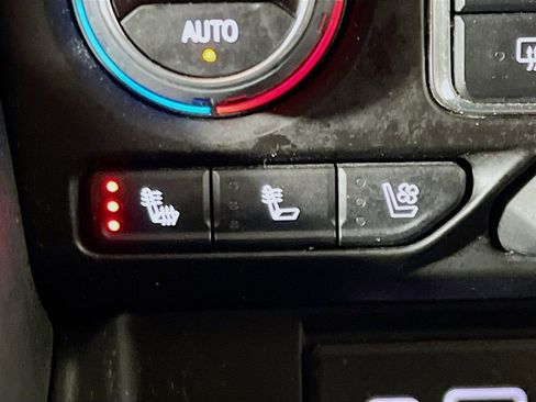 Used 2022 Chevrolet Suburban High Country image 20