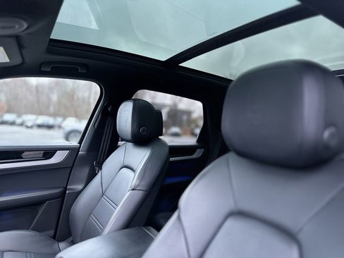 Used 2024 Porsche Cayenne S image 14