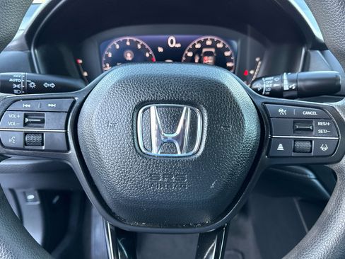 Used 2025 Honda Accord LX image 23