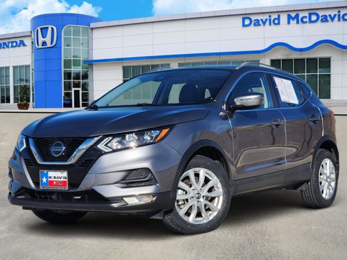 Used 2022 Nissan Rogue Sport SV image 1