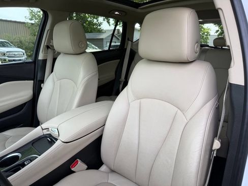 Used 2017 Buick Envision Essence FWD image 10