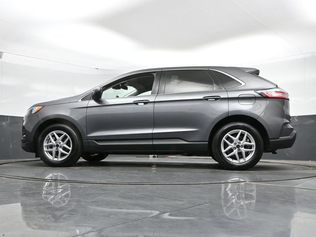 Used 2024 Ford Edge SEL AWD/4WD image 44