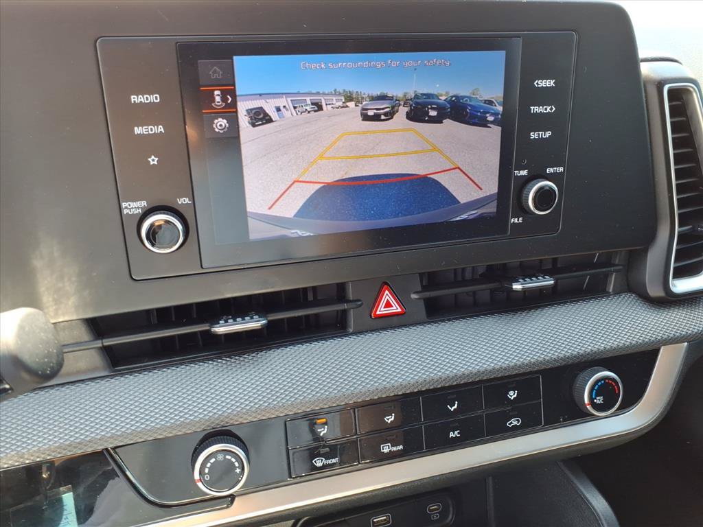 Used 2023 Kia Sportage LX AWD/4WD image 27