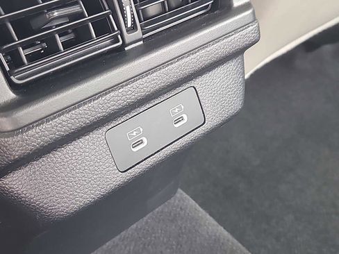 Certified 2025 Honda Accord LX image 17