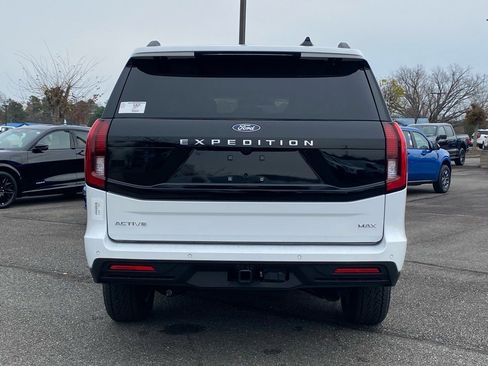New 2025 Ford Expedition Max Active image 5