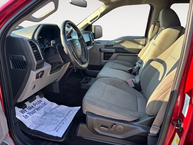 Used 2017 Ford F150 XLT w/ Equipment Group 302A Luxury AWD/4WD image 9