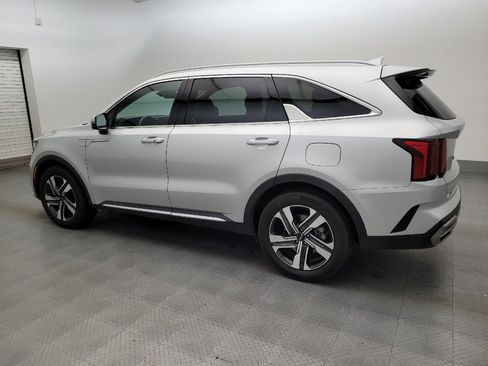Used 2023 Kia Sorento EX AWD/4WD image 3