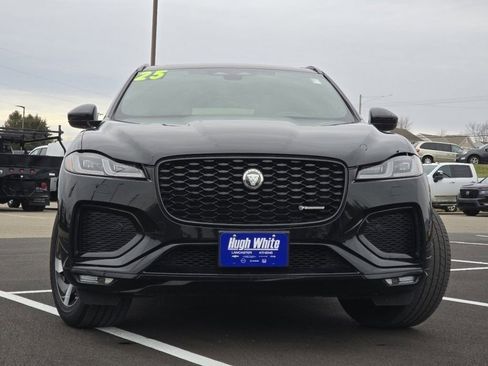 Used 2025 Jaguar F-PACE R-Dynamic S AWD/4WD image 10
